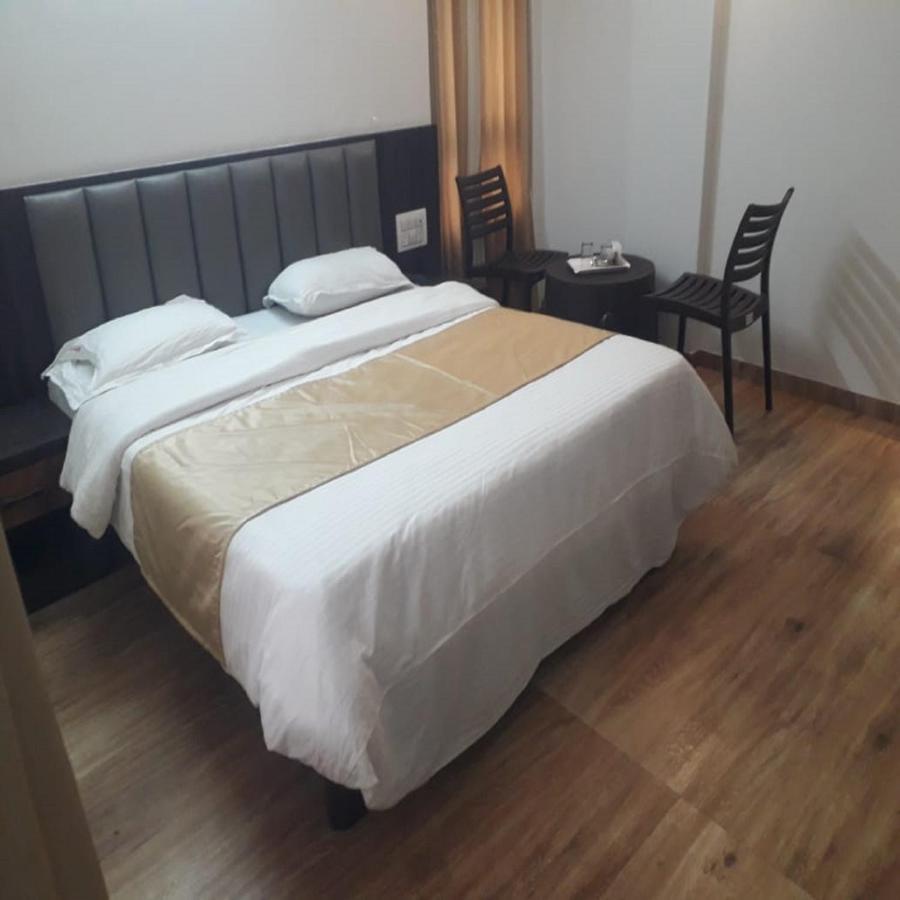 Hotel Shiv Sangram أحمدناغار المظهر الخارجي الصورة